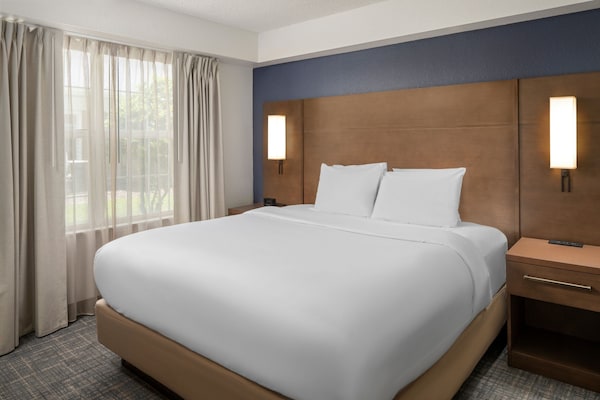 Residence Inn By Marriott Orlando East/Ucf Area