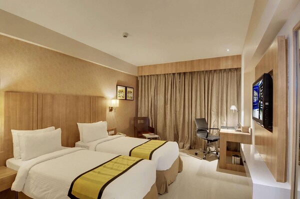 Express Inn The Business Luxury Hotel