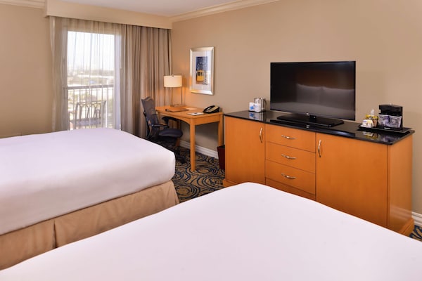 Doubletree by Hilton Hotel Tampa Airport - Westshore