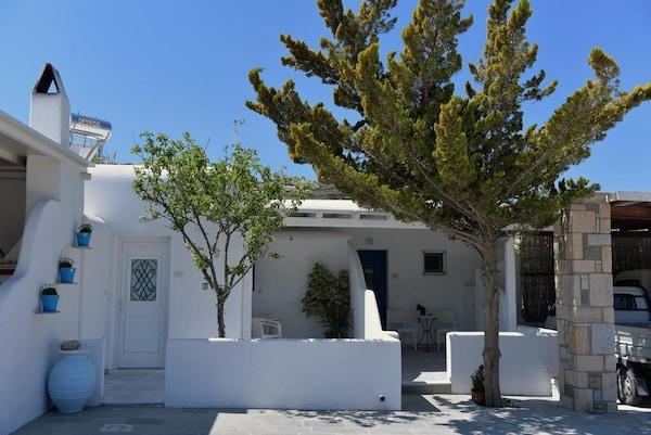 Floras Houses Mykonos