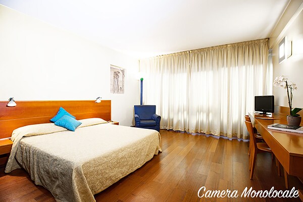 Marbela Apartments & Suites