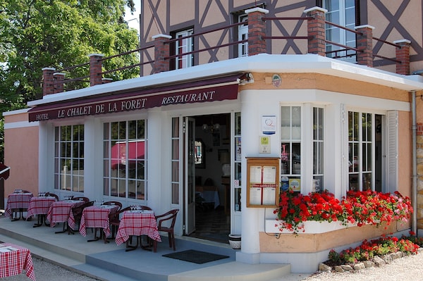 Le Chalet De La Foret Logis Hotel 3 Etoiles Et Restaurant