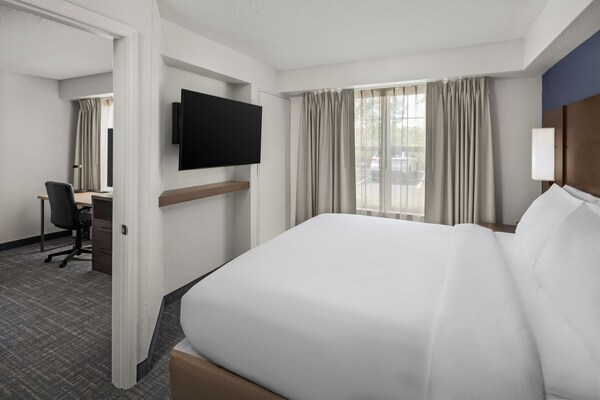 Residence Inn By Marriott Orlando East/Ucf Area
