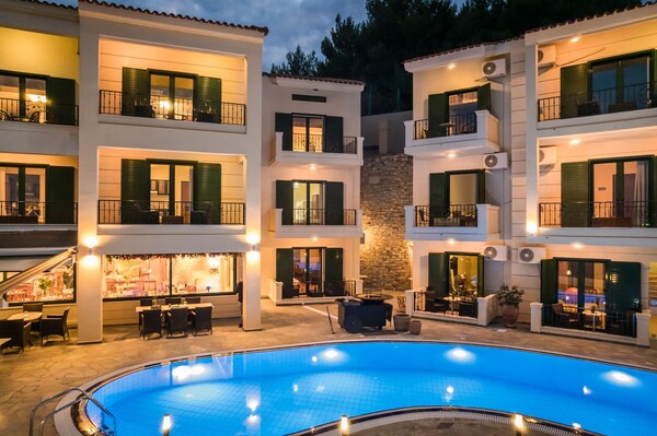 Hotel Valledi Village