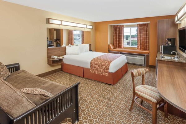 Microtel By Wyndham South Bend Notre Dame University