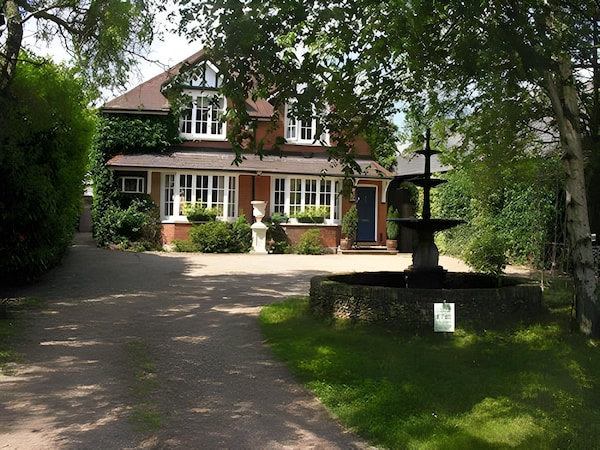 Frasers Guest House