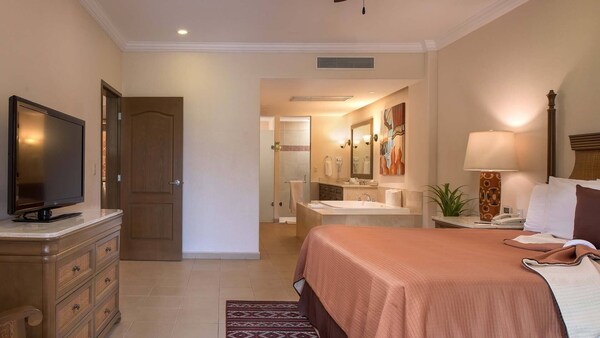 One Bedroom Suite Hotel Services Private Beach And Pool Sleep Four