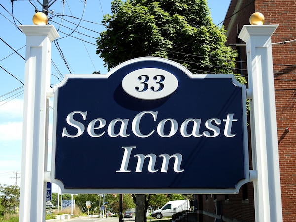 Seacoast Inn