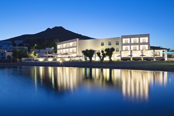 Patmos Aktis Resort & Spa