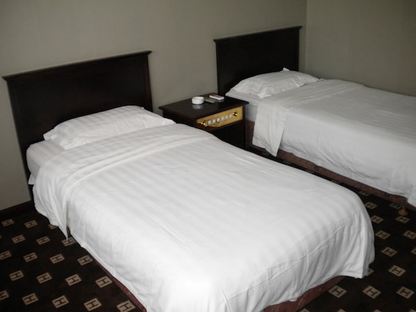 huilong hotel