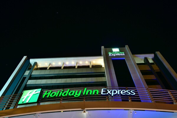 Holiday Inn Express Asuncion Aviadores, An Ihg Hotel