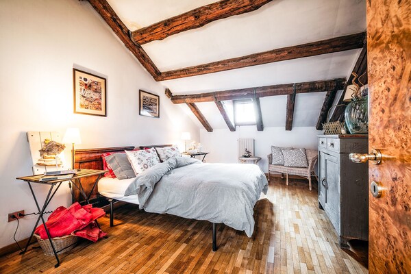Loft Overlooking The Old Town. Feltre