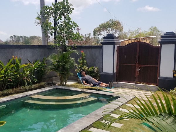 Cantika Guest House