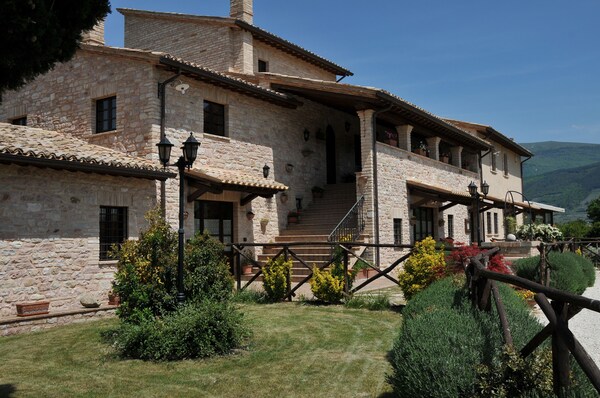 Terre Del Cantico Country House