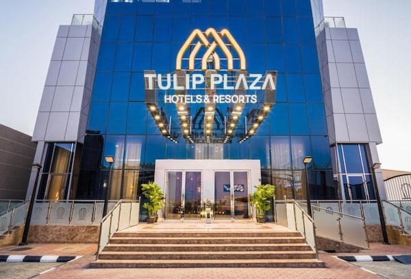 Tulip Plaza Hotel