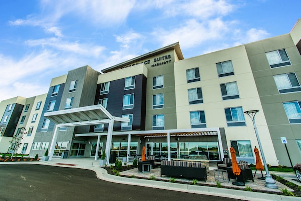 Towneplace Suites By Marriott Evansville Newburgh