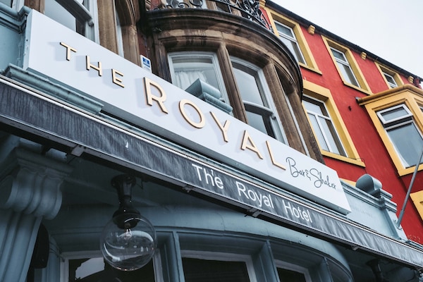 The Royal Bar & Shaker