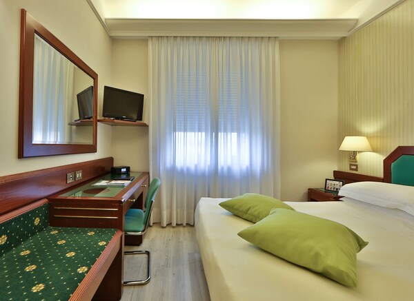 Astoria, Sure Hotel Collection By Best Western