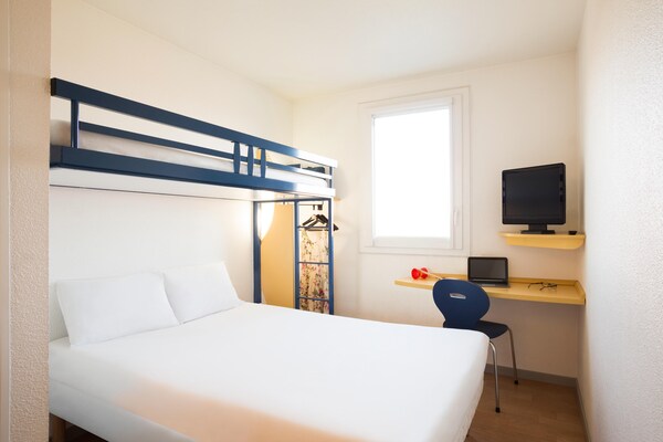 Hotel ibis budget Orly Chevilly Tram 7