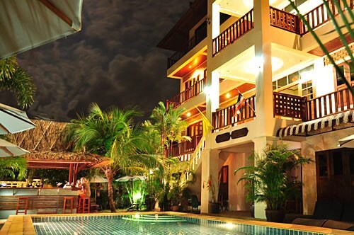 Baan Chayna Hotel and Resort