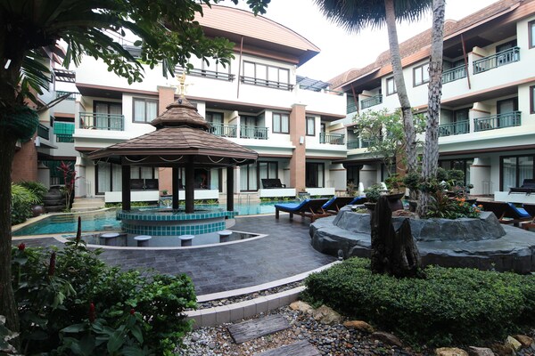 P.P. Palm Tree Resort