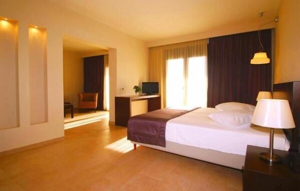 Hotel Porto Plaza Beach Resort