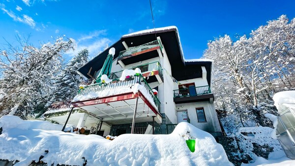 Ski Hut Gorica Mavrovo