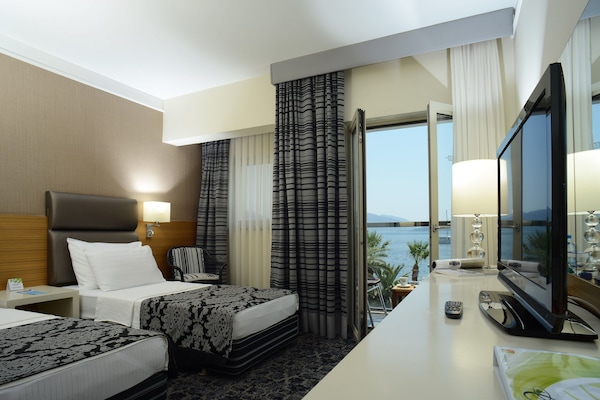 Hotel Cettia Beach Resort