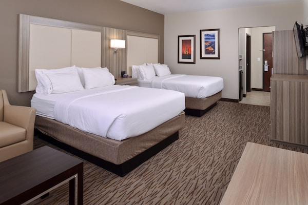 Holiday Inn Express & Suites Williams, An Ihg Hotel