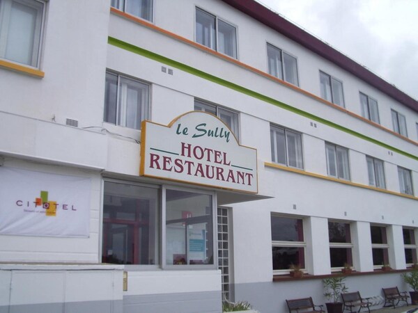 Hotel Le Sully La Roche Sur Yon