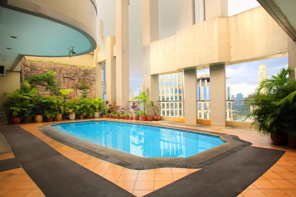 Hotel BSA Suites Makati