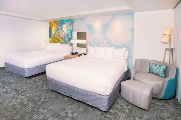 Courtyard By Marriott Redwood City