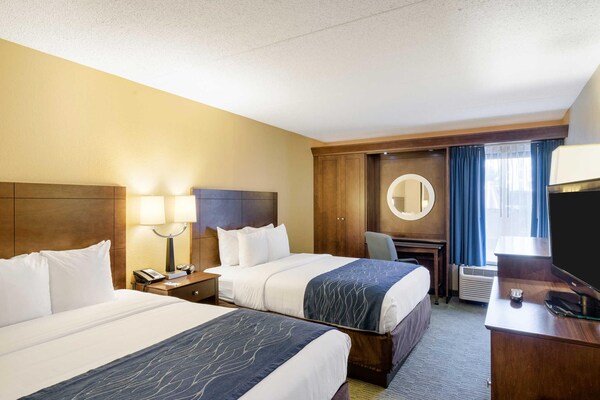 Comfort Inn & Suites Newark Wilmington