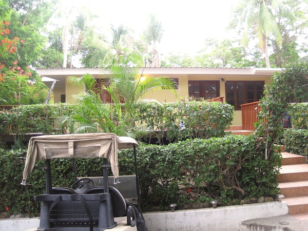 Contadora Island Inn