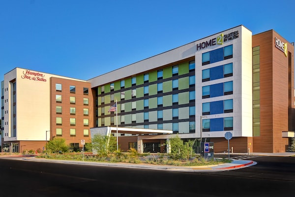 Home2 Suites By Hilton Las Vegas Convention Center, Nv