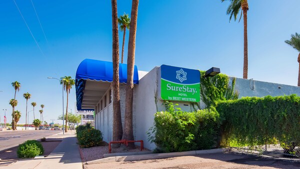 Surestay Hotel By Best Western Phoenix Airport