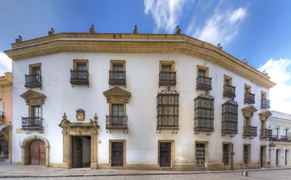 Palacio Del Virrey Laserna