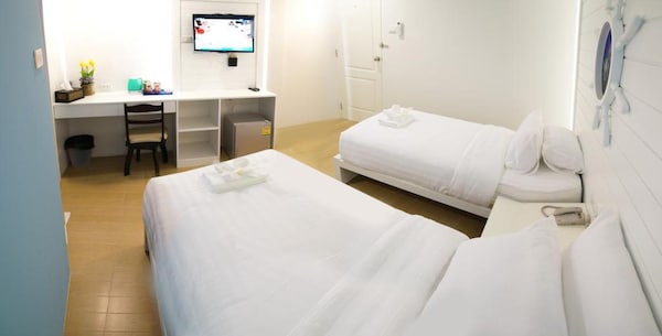 Hotel Bed By Cruise At Samakkhi-Tivanont