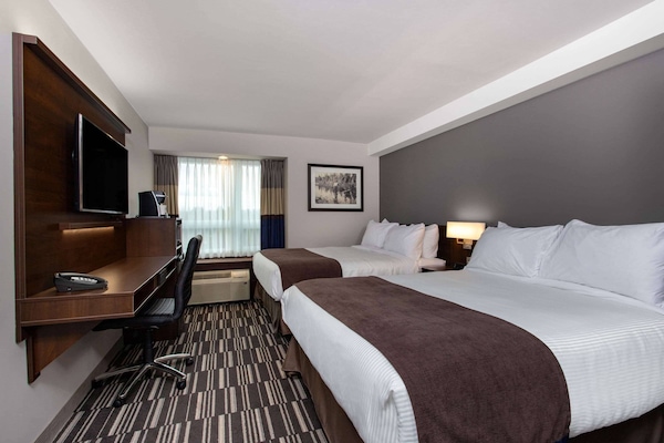 Microtel Inn And Suites By Wyndham Mont Tremblant