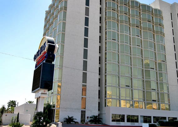 Hotel Clarion And Casino