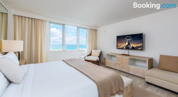 Newest Luxury Eco-hotel Condo With Ocean View 1 Bedroom -1010