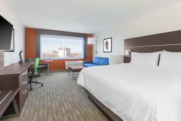 Holiday Inn Express & Suites Chicago O'Hare Airport, An Ihg Hotel