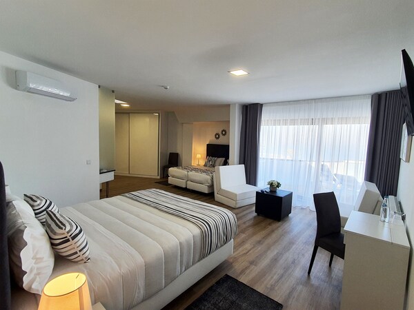 Miramar Hotel Spa & Apartments