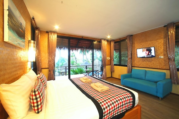 Thapwarin Resort - Green Hotel