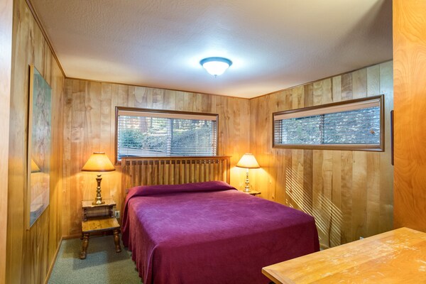 Cabin #64 River Lodge
