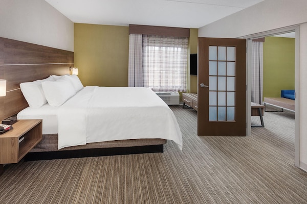 Holiday Inn Express Hotel & Suites Providence-Woonsocket, An Ihg Hotel