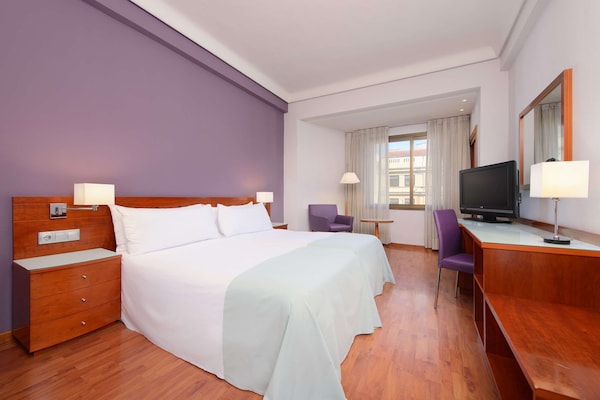 Hotel Madrid Centro, Affiliated by Melia