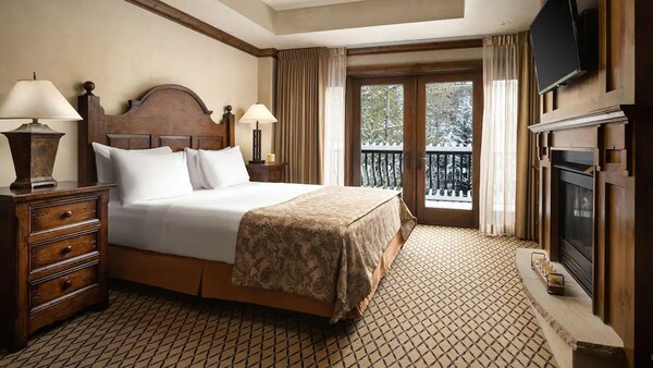 Aspen Co: Grand Hyatt Hotel 2 Bedroom Condo