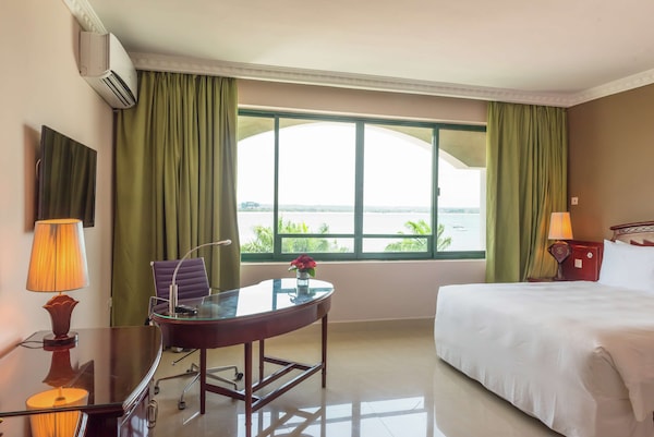 Hotel Dar es Salaam - Oyster Bay