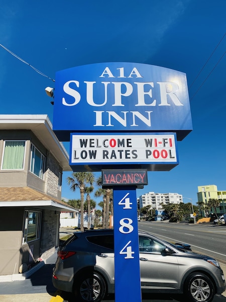 A 1 A Super Inn